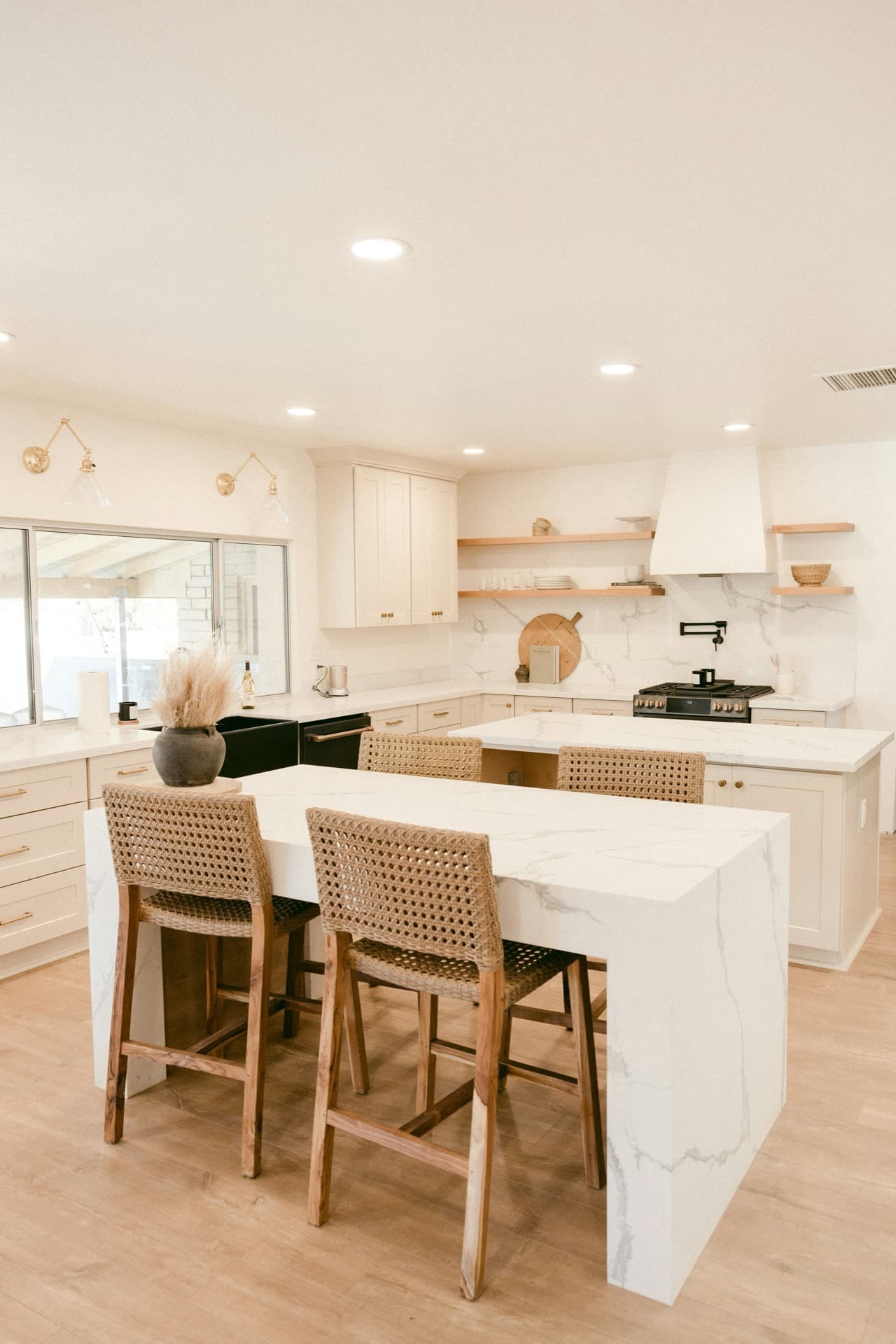 Beautiful kitchen remodel by Hartwell Design + Remodel